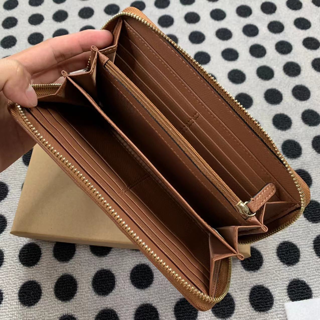 Coach ～COACH 女士钱包 F52859 长款钱包 外贸质量 尺寸：20*10*2CM