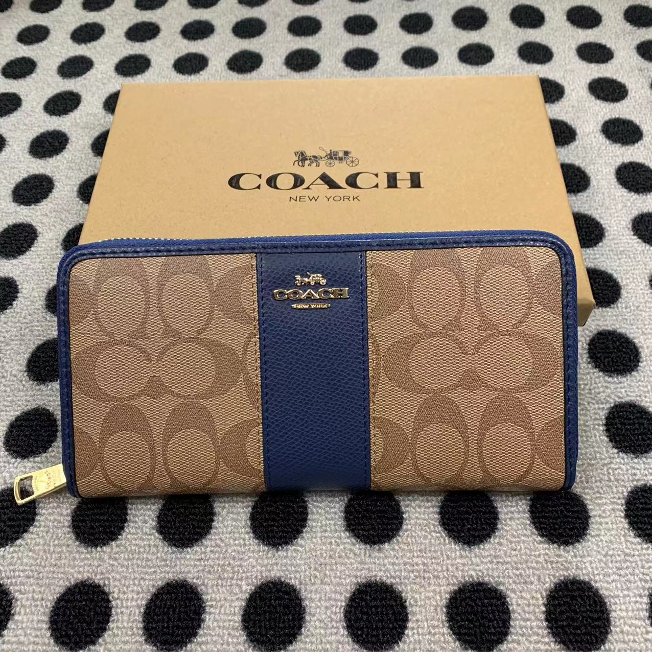Coach ～COACH 女士钱包 F52859 长款钱包 外贸质量 尺寸：20*10*2CM