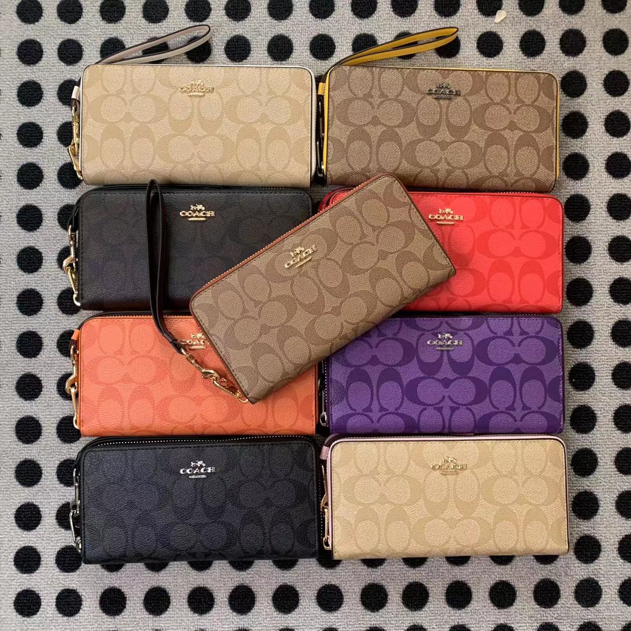 Coach ～COACH 女士手挽錢包 C4452 尺寸：20*10*2CM