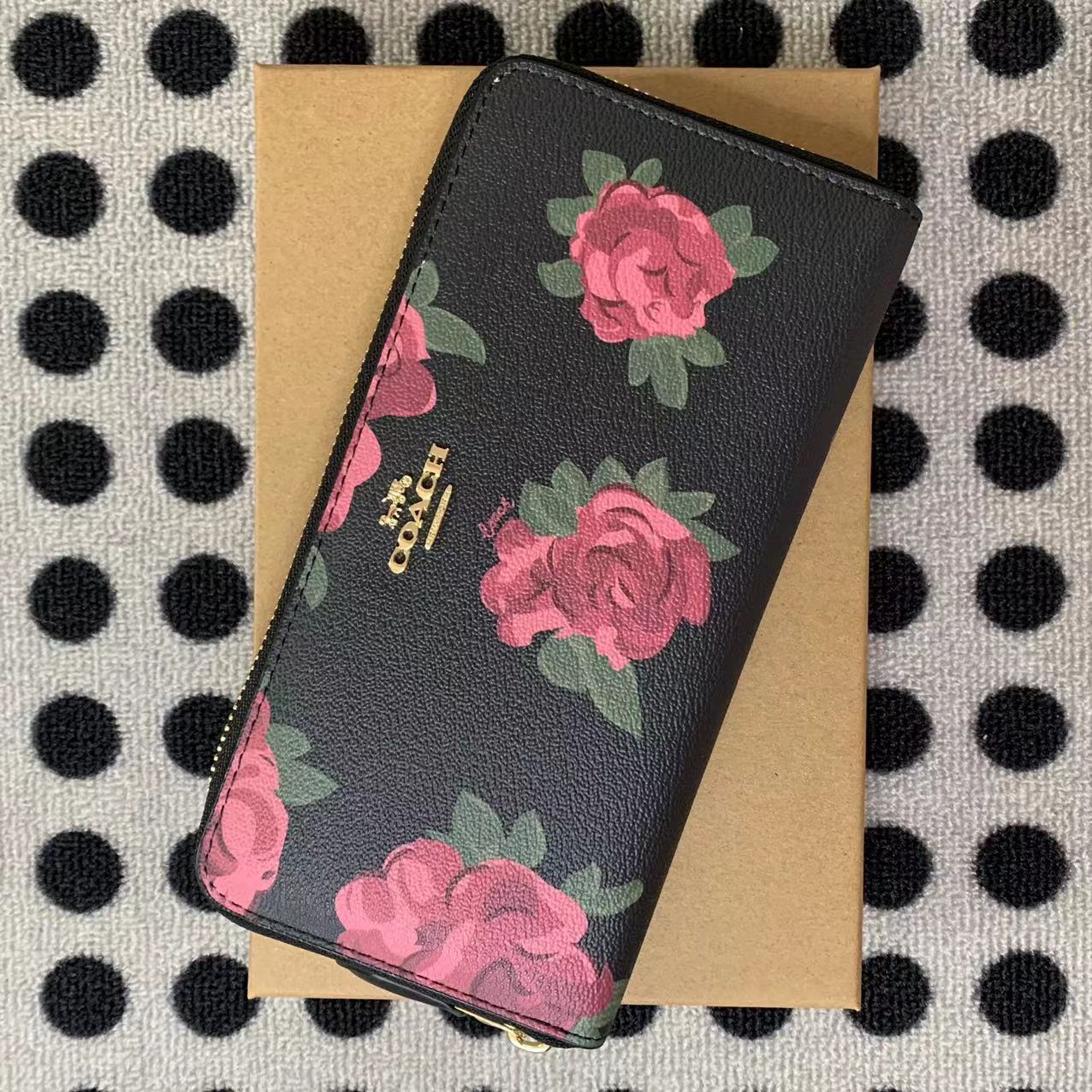 Coach ～COACH 女士钱包 花花 F26290 C2859 39189 67509 39189