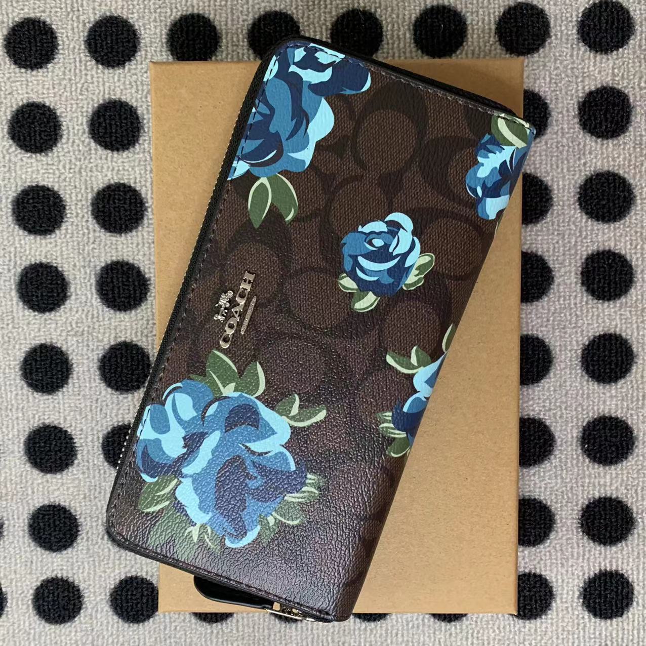 Coach ～COACH 女士钱包 花花 F26290 C2859 39189 67509 39189