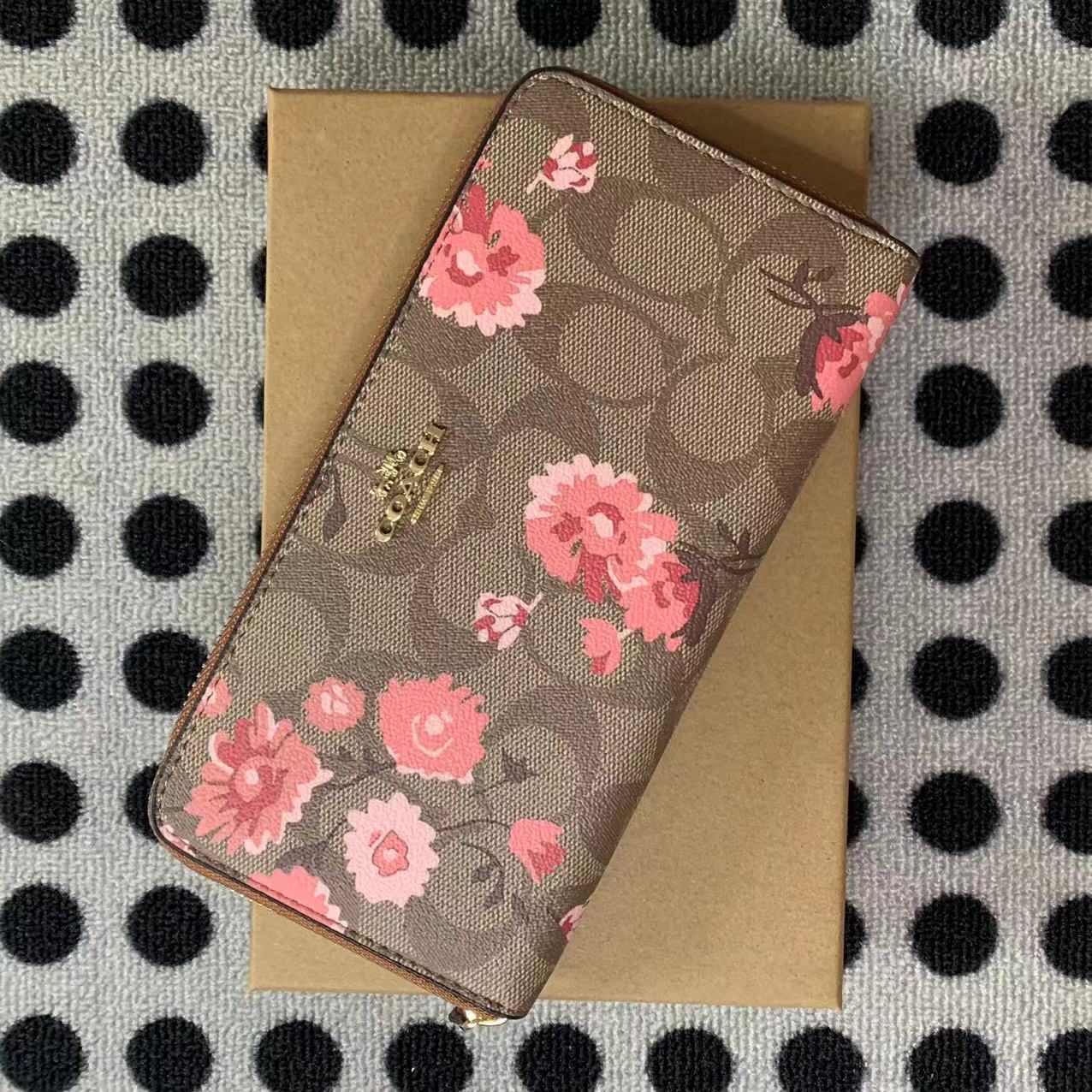 Coach ～COACH 女士钱包 长款拉链钱包