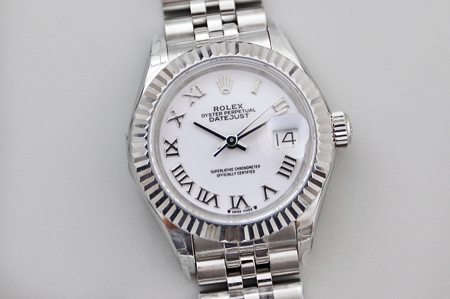 TWS新品 28Mm日志女装腕表