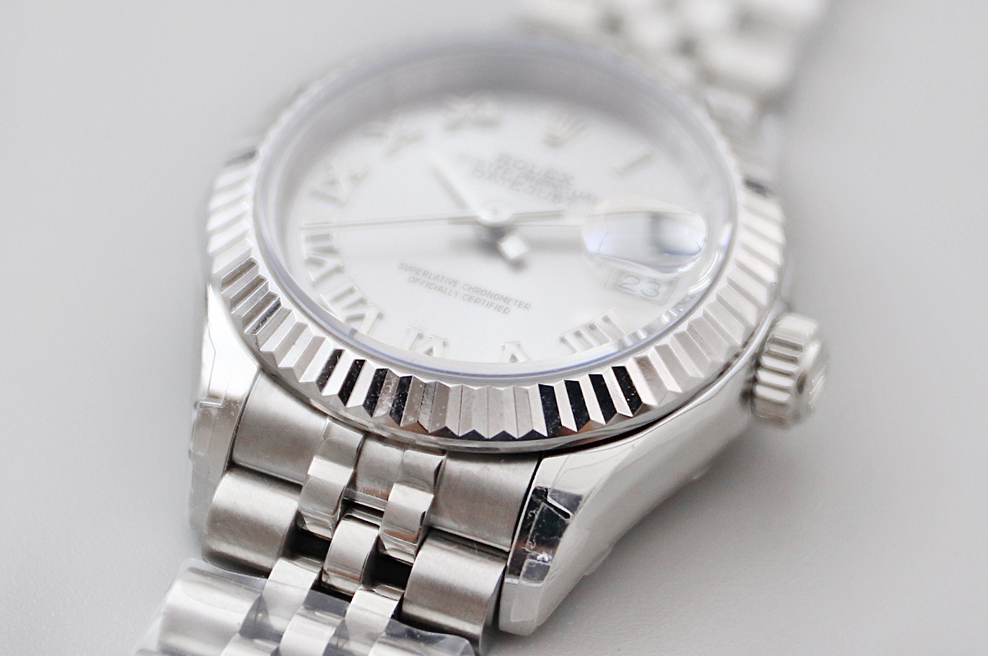 TWS新品 28Mm日志女装腕表