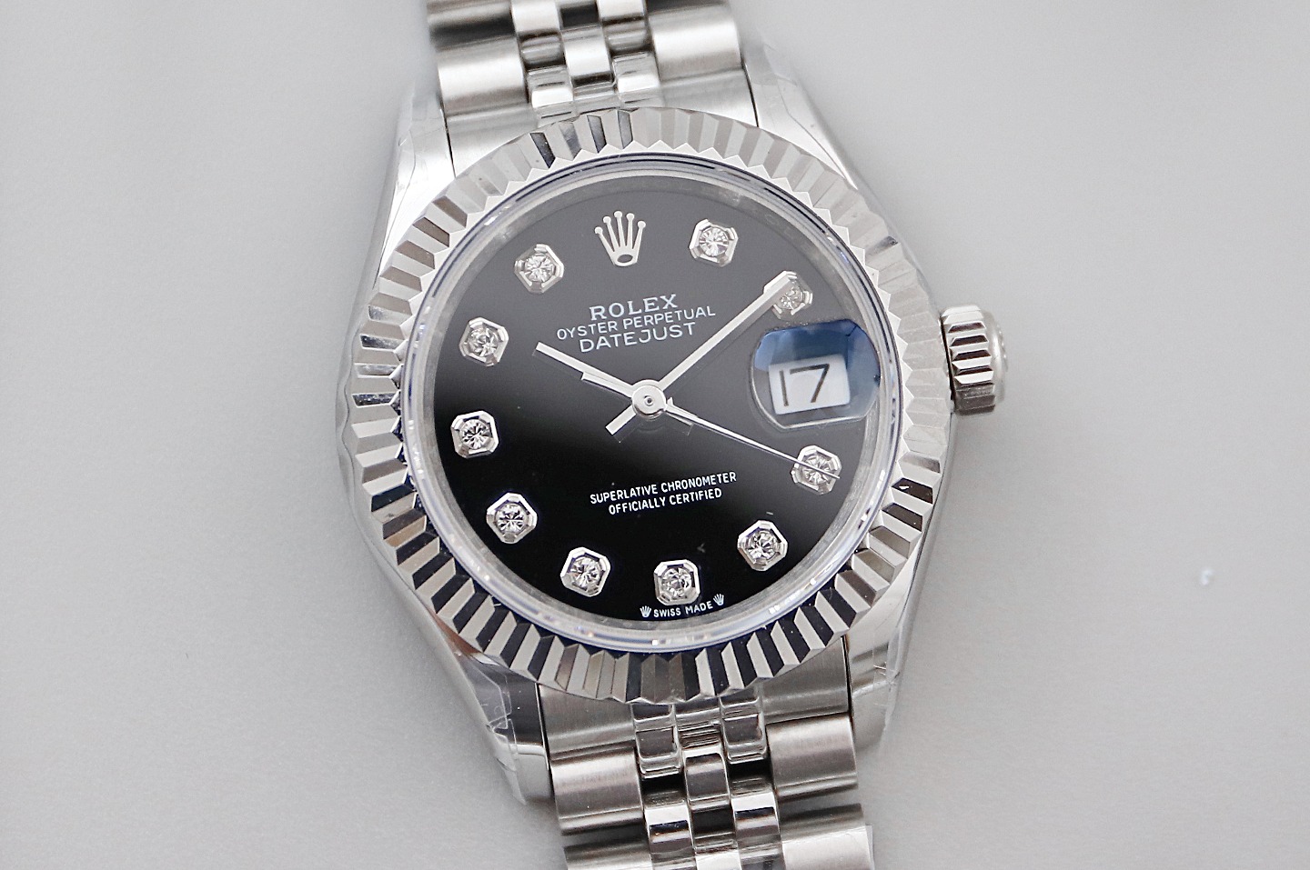 TWS新品 28Mm日志女装腕表