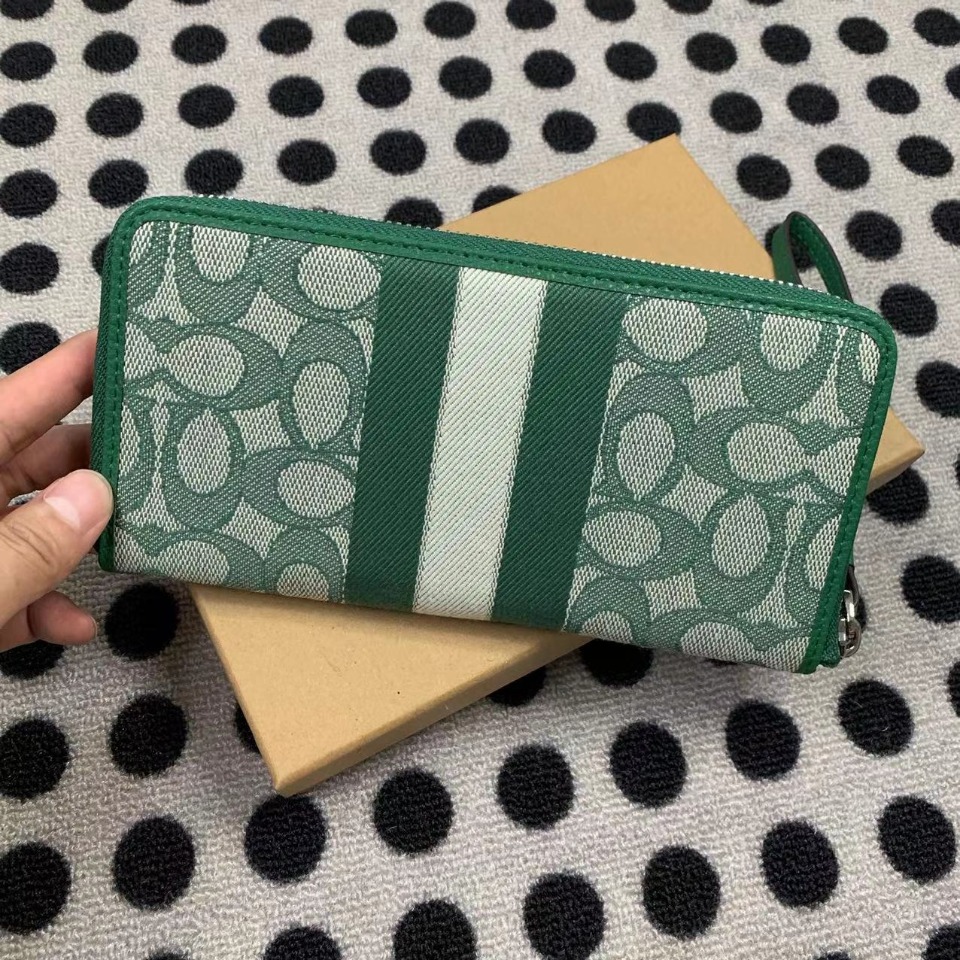 Coach ～COACH 女士手挽钱包 手机包 C9073