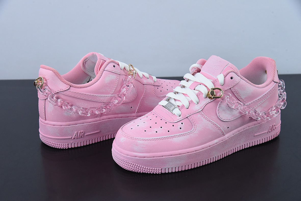 Nike Air Force 1 Low 07 粉色水晶链 空军一号低帮休闲板鞋 官方货号：DD8959 100