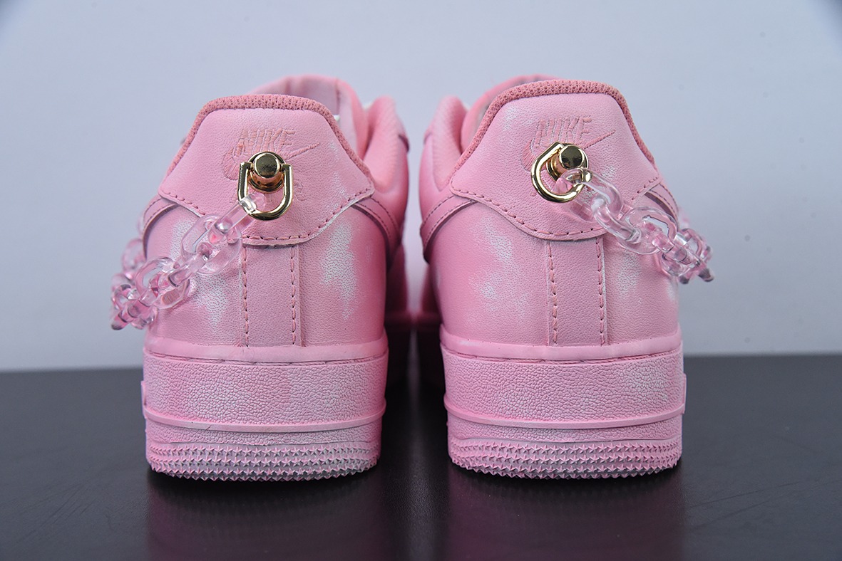 Nike Air Force 1 Low 07 粉色水晶链 空军一号低帮休闲板鞋 官方货号：DD8959 100