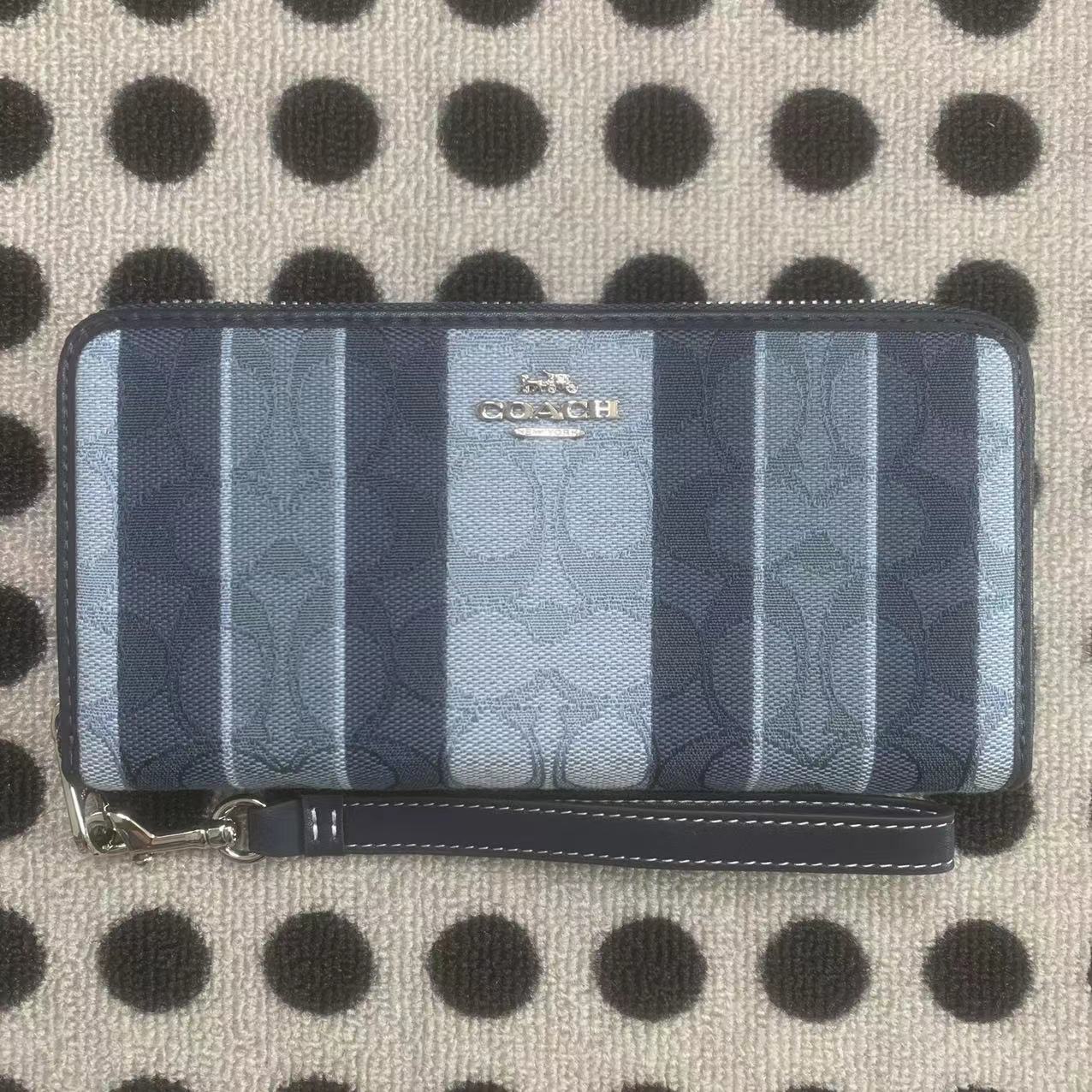 Coach ～COACH 女士手挽錢包 C8313 外貿質量