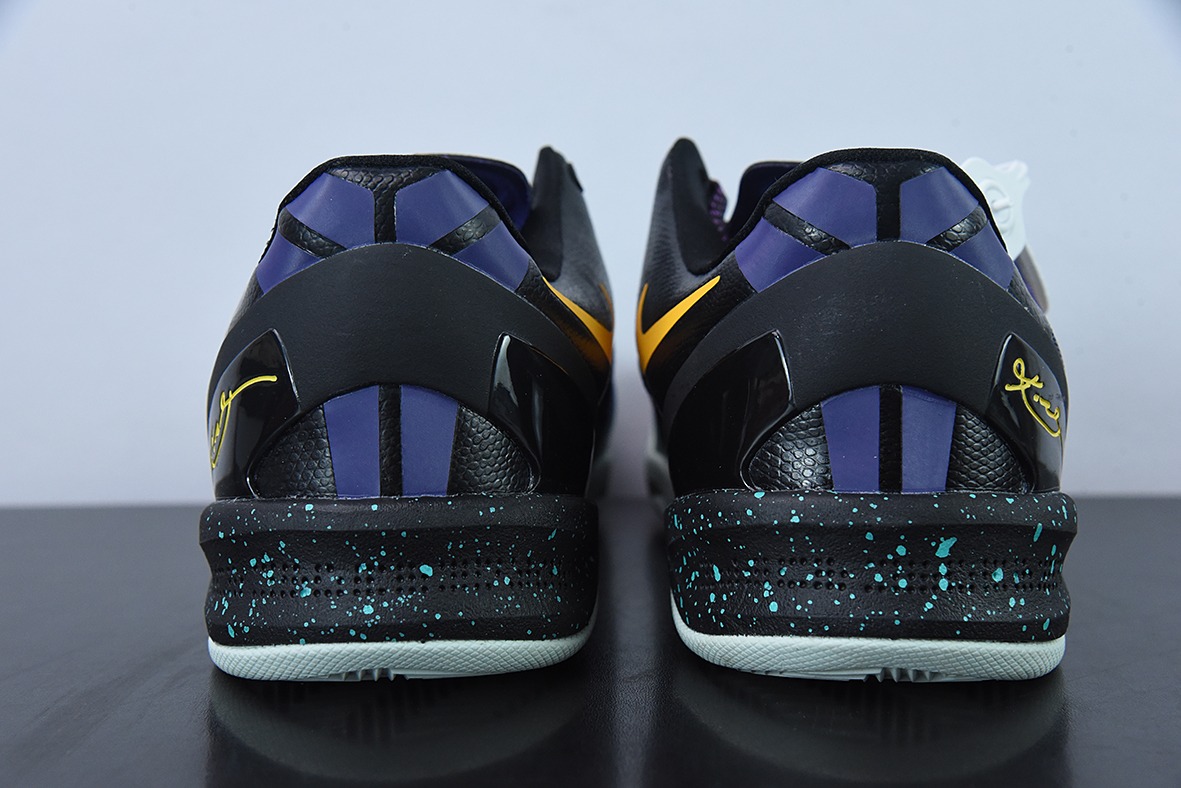 Nk Kobe 8 "SYSTEM" 科比8代 首发配色 复活节彩蛋 男子实战篮球鞋 货号:555035-302