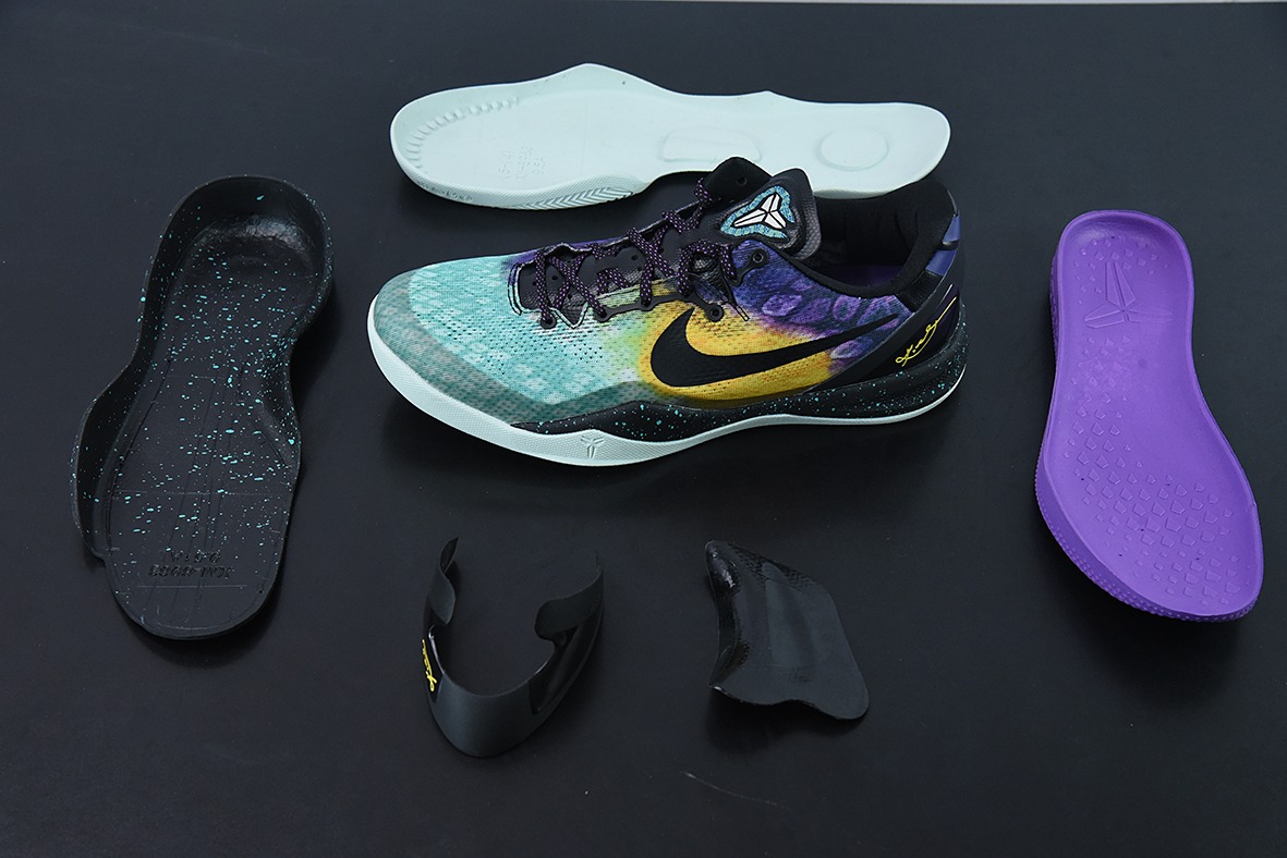 Nk Kobe 8 "SYSTEM" 科比8代 首发配色 复活节彩蛋 男子实战篮球鞋 货号:555035-302