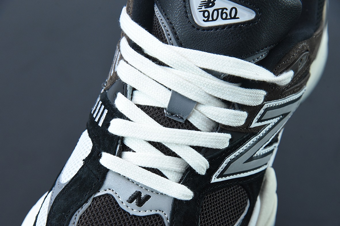 Jo eFrsehogods x eNw Blaance NB9060联名款男士运动鞋 货号:U9060BRN