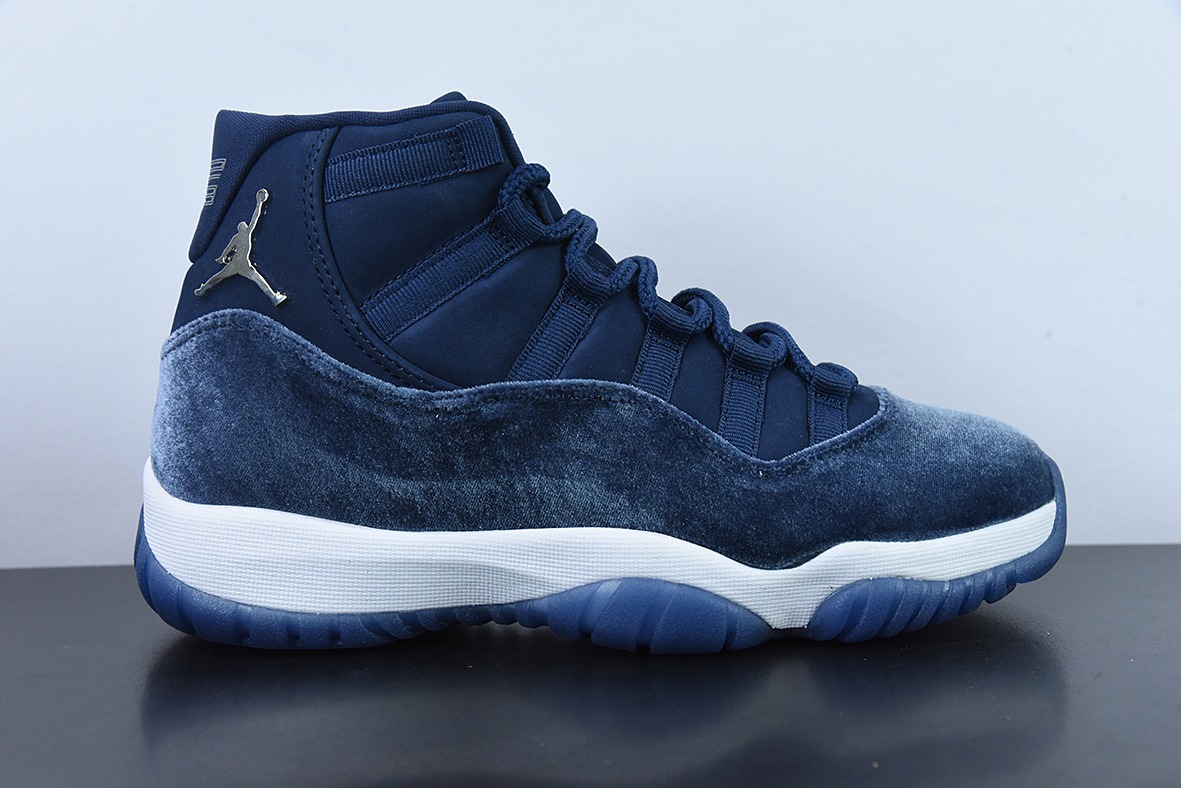 Air Jordan 11 Velvet "Midnight Navy" AJ11 乔11灯芯绒午夜蓝高帮男女同款篮球鞋 货号AR0715-441