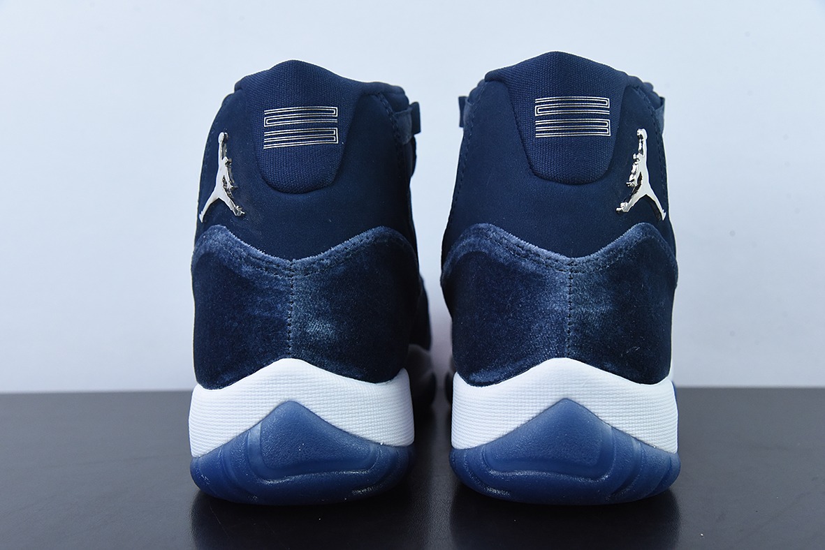 Air Jordan 11 Velvet "Midnight Navy" AJ11 乔11灯芯绒午夜蓝高帮男女同款篮球鞋 货号AR0715-441