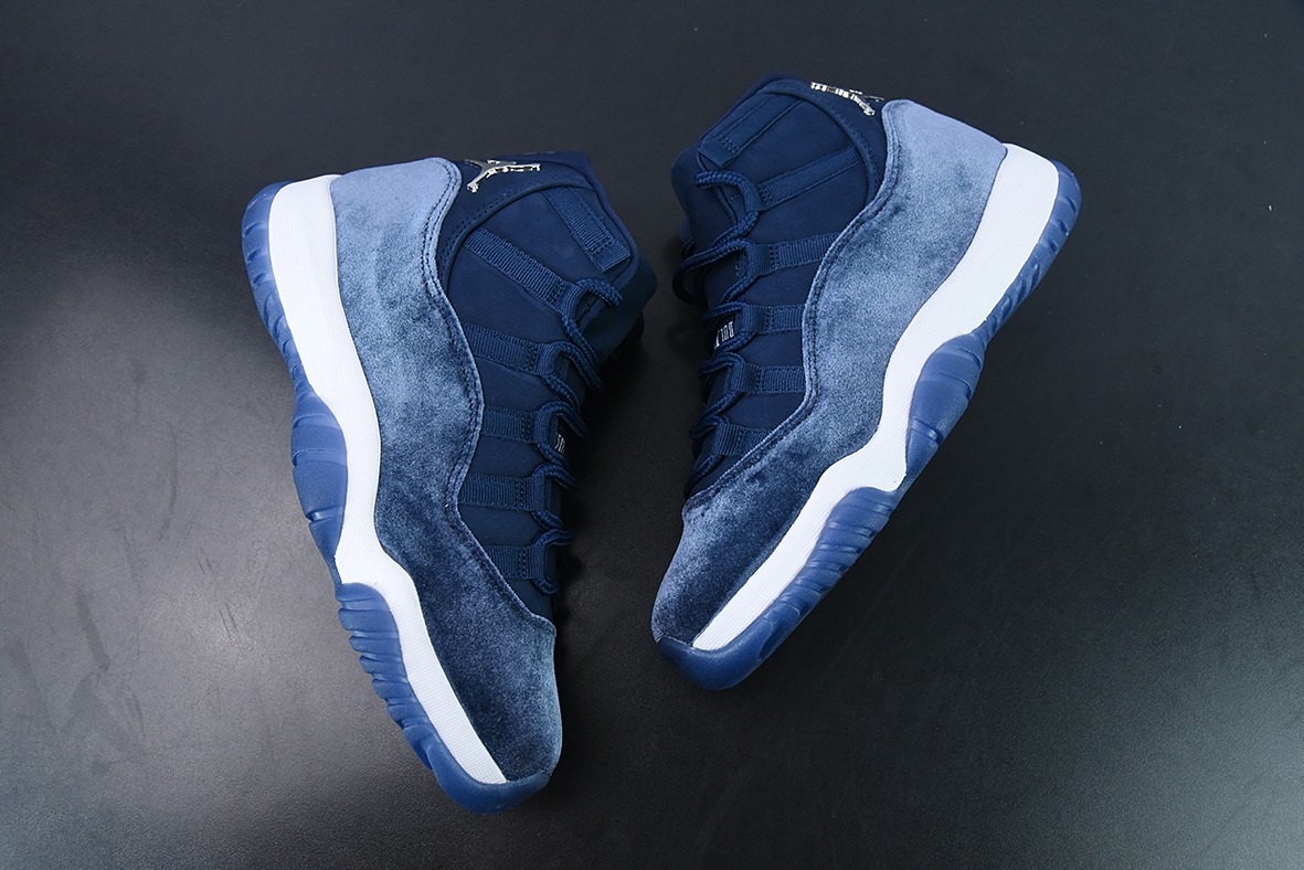 Air Jordan 11 Velvet "Midnight Navy" AJ11 乔11灯芯绒午夜蓝高帮男女同款篮球鞋 货号AR0715-441