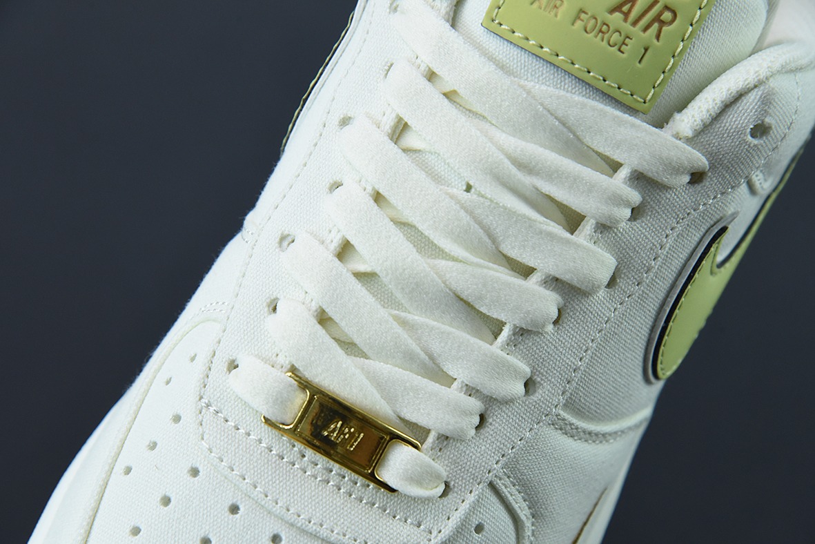 Nike Air Force 1 Low 07 白绿帆布 空军一号低帮 货号：MN5696-109