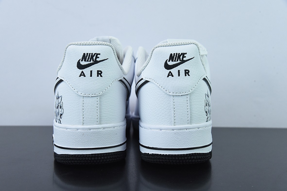 NK Air Force 1 Low 空军一号低帮百搭休闲运动板鞋 白黑高达 货号：KK1256-657