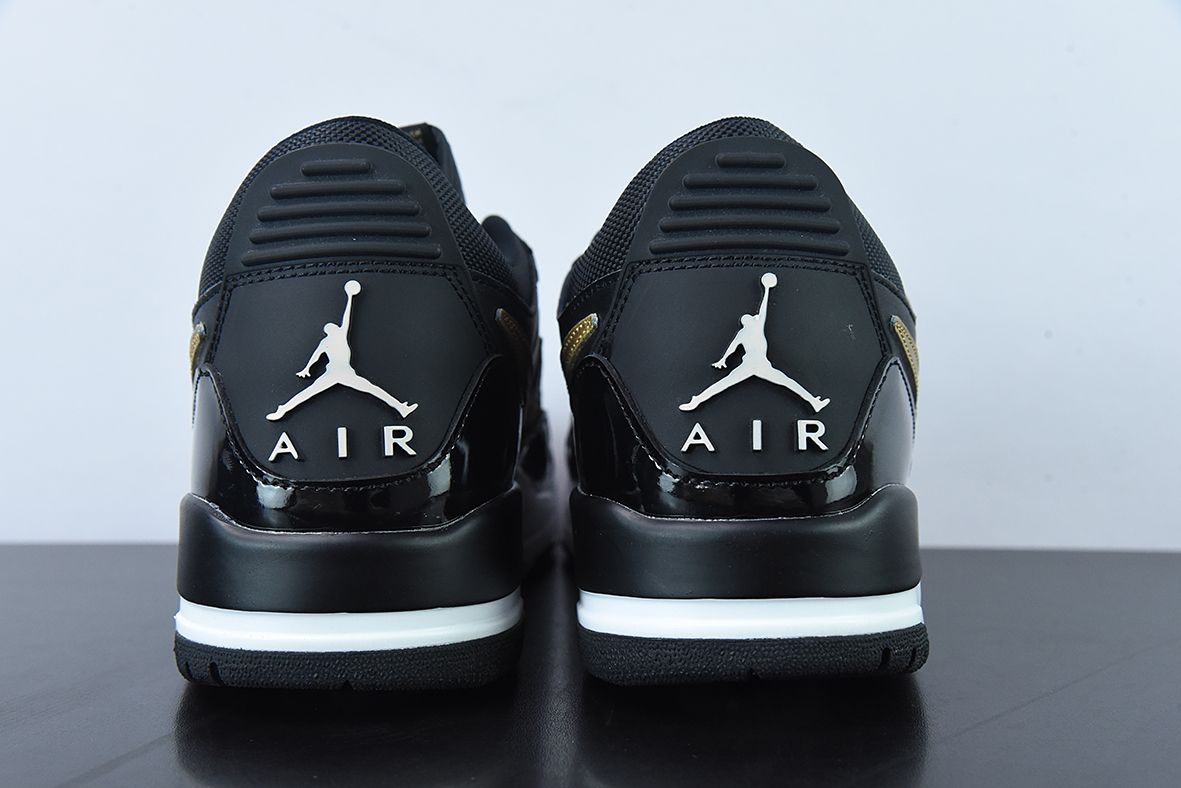 Air Jordan Legacy AJ312 头层 魔术贴三合一板鞋 “漆皮黑金” 货号:CD7069 071