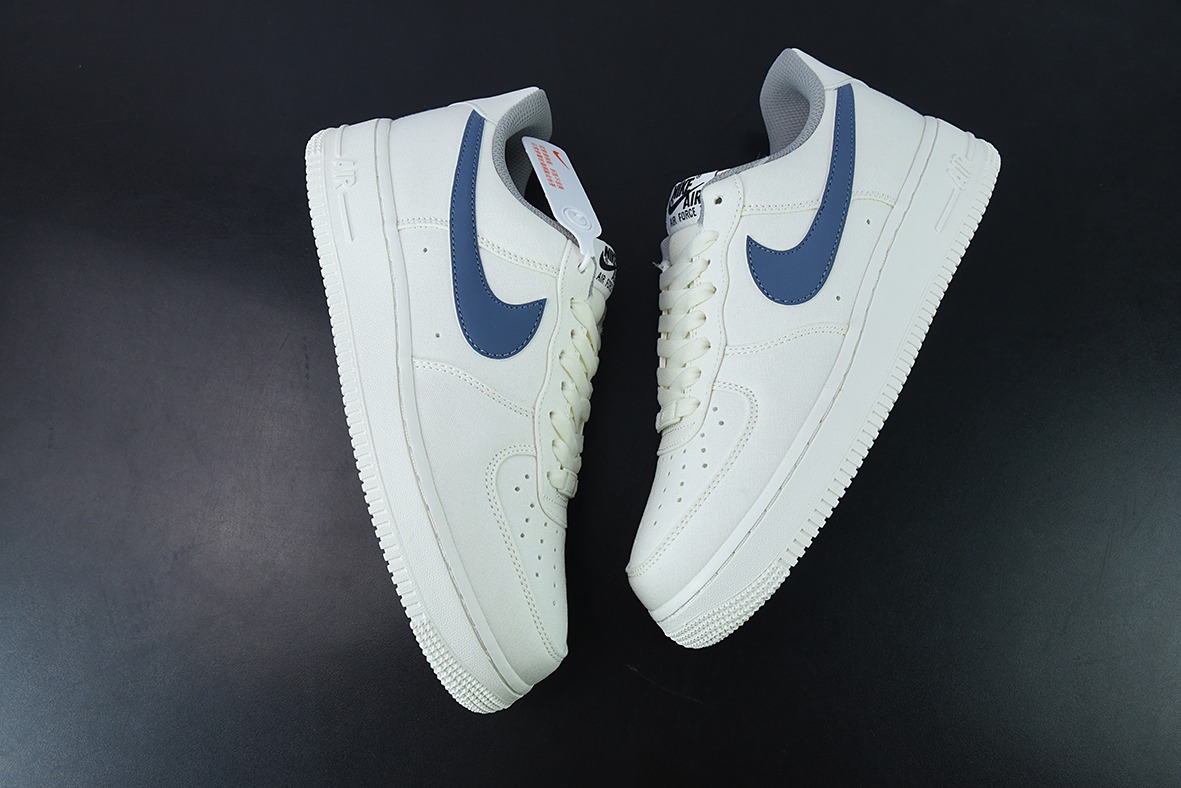 NK Air Force 1 空军一号 海蓝色男女同款运动鞋 官方货号：DG2296-009