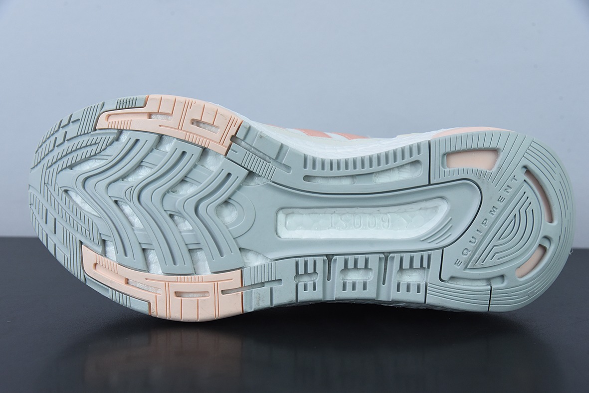 Ad EQUIPMENT+ 阿迪2021年新款缓震透气爆米花休闲跑鞋adidas EQT系列货号:  GX6631