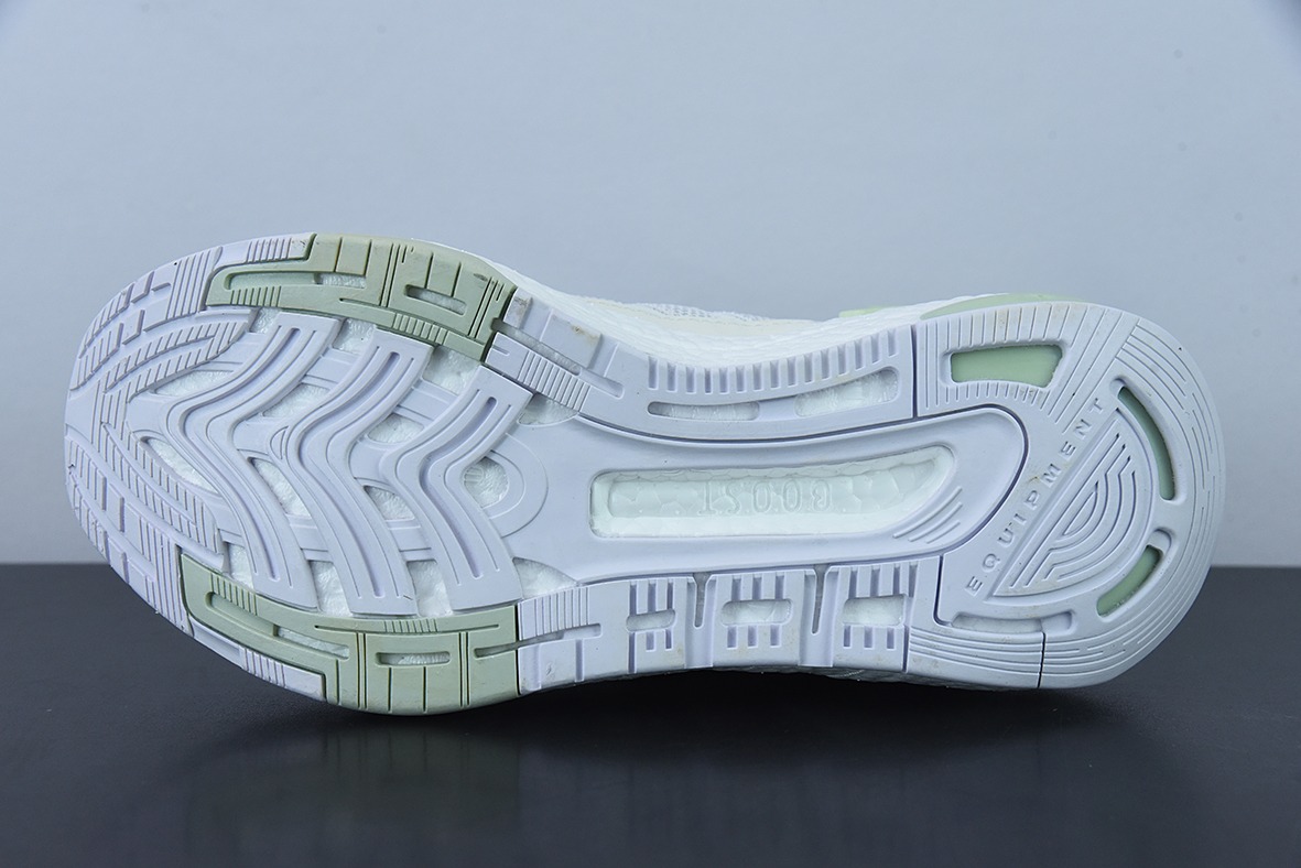 Ad EQUIPMENT+ 阿迪2021年新款缓震透气爆米花休闲跑鞋adidas EQT系列货号:  HP2632