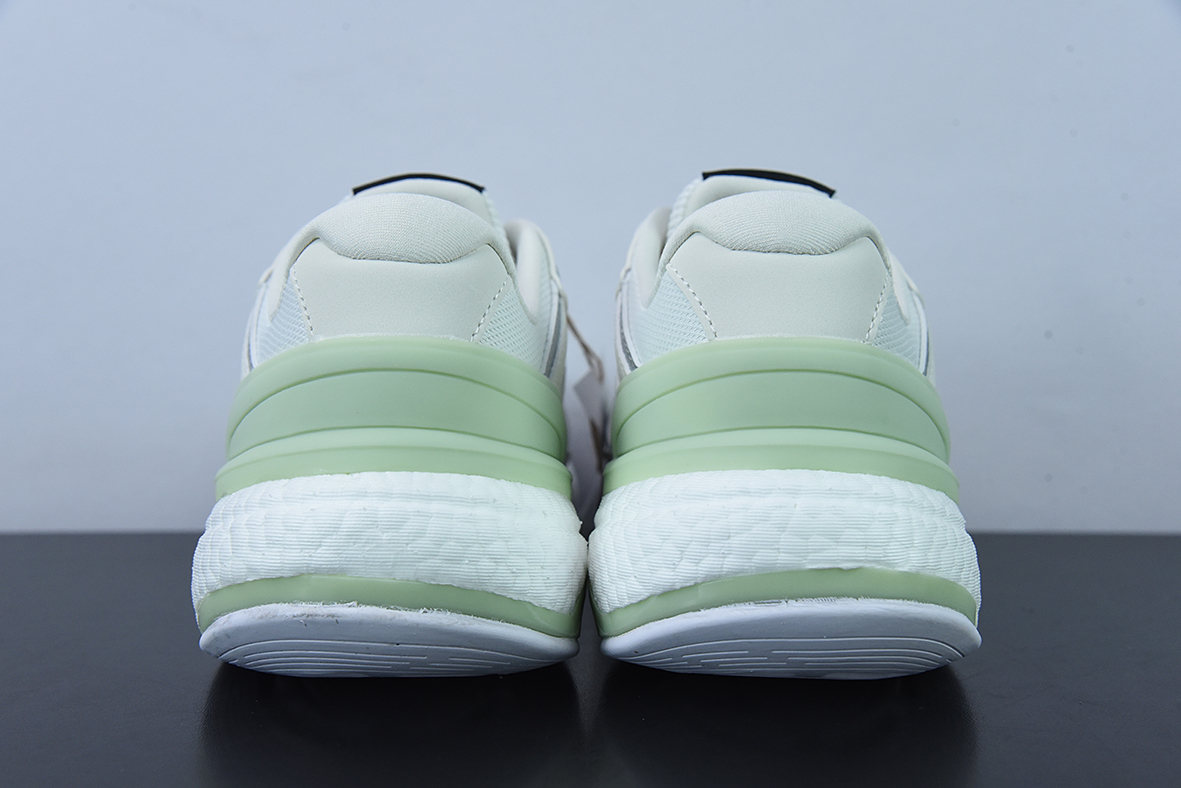 Ad EQUIPMENT+ 阿迪2021年新款缓震透气爆米花休闲跑鞋adidas EQT系列货号:  HP2632