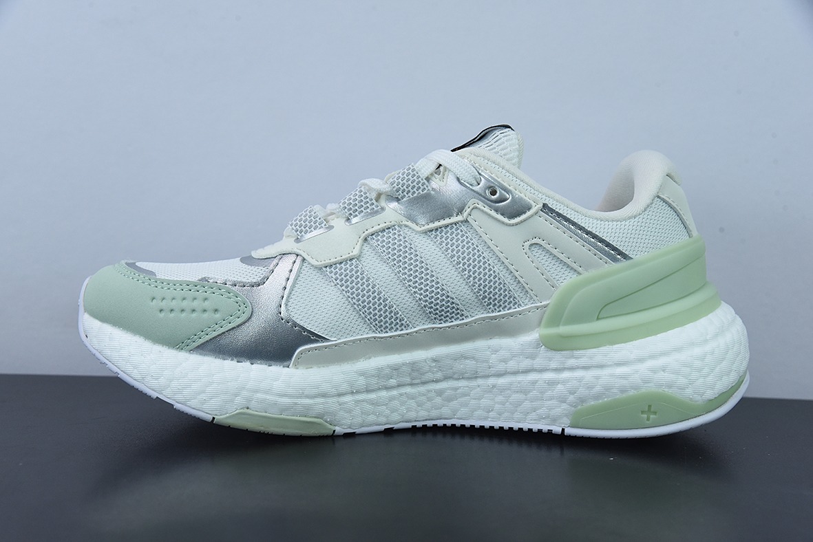 Ad EQUIPMENT+ 阿迪2021年新款缓震透气爆米花休闲跑鞋adidas EQT系列货号:  HP2632