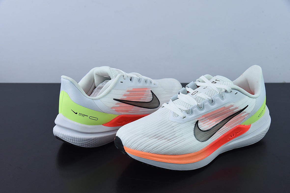 NK Zoom Winflo 9 W9 超轻网面跑步鞋 货号：DD6203-100