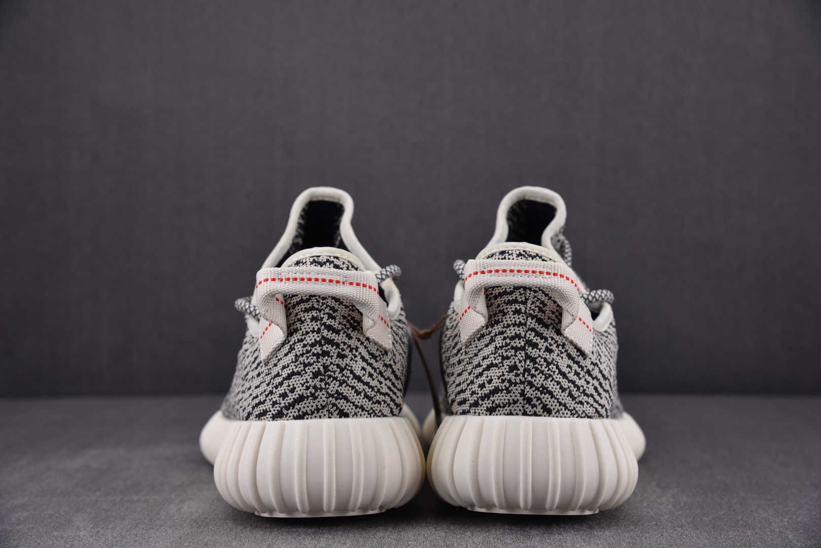 Yeezy灰白初代尺码36-48总裁