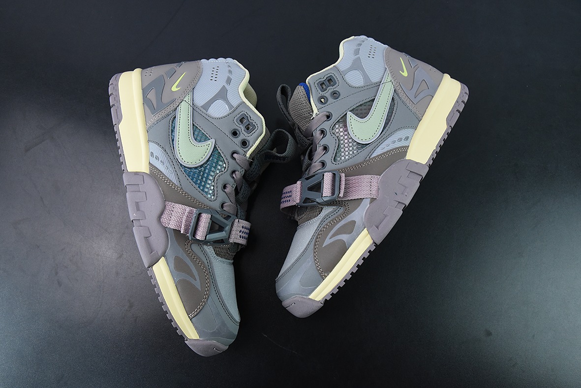 NK Air Trainer 1 Utility 耐克复古休闲篮球鞋  货号：DH7338-002