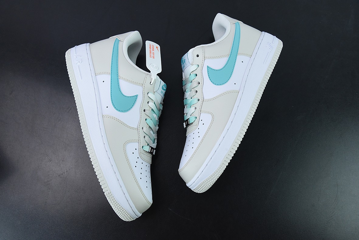 Air Force 1 '07 Low 奶白绿空军一号低帮运动休闲板鞋 货号：LZ6699-555