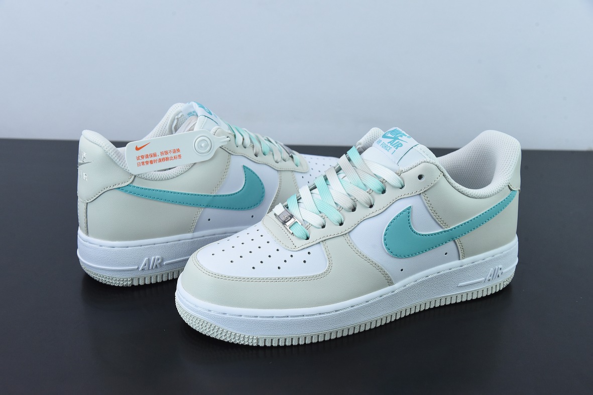 Air Force 1 '07 Low 奶白绿空军一号低帮运动休闲板鞋 货号：LZ6699-555