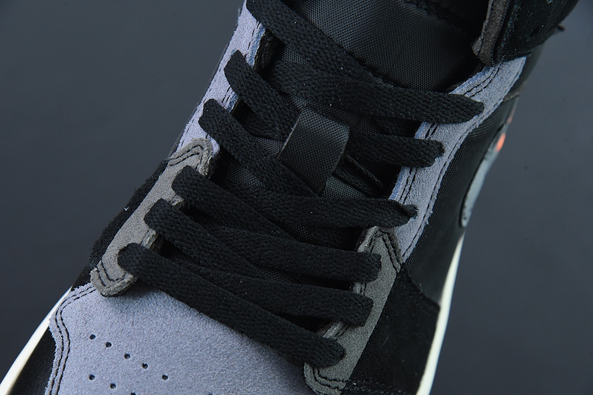 Air Jordan 1 Mid "Inside Out" 整体以深蓝色为主色调反转黑灰货号:DM9652-001