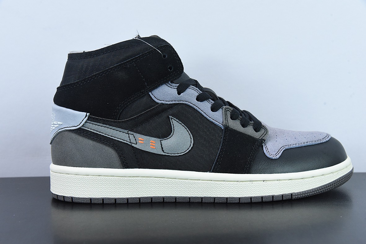 Air Jordan 1 Mid "Inside Out" 整体以深蓝色为主色调反转黑灰货号:DM9652-001
