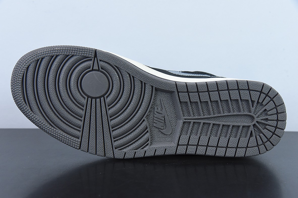Air Jordan 1 Mid "Inside Out" 整体以深蓝色为主色调反转黑灰货号:DM9652-001
