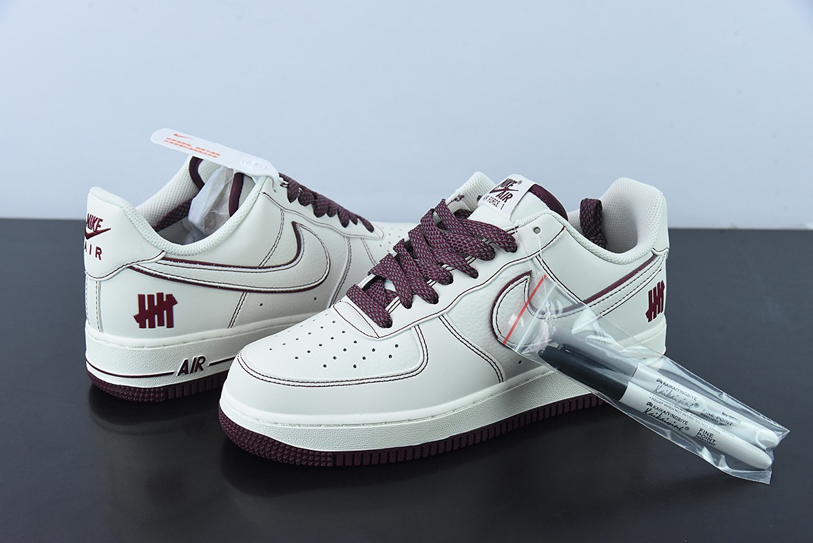 Undefeated x Nike Air Force 1 Low 酒红色 空军一号低帮货号：UN3699-022