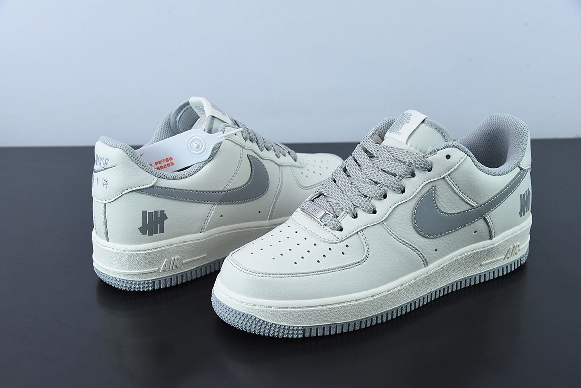 Undefeated x NK Air Force 1 Low 米银空军一号低帮货号：UN6695-288