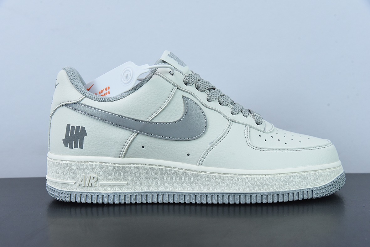 Undefeated x NK Air Force 1 Low 米银空军一号低帮货号：UN6695-288