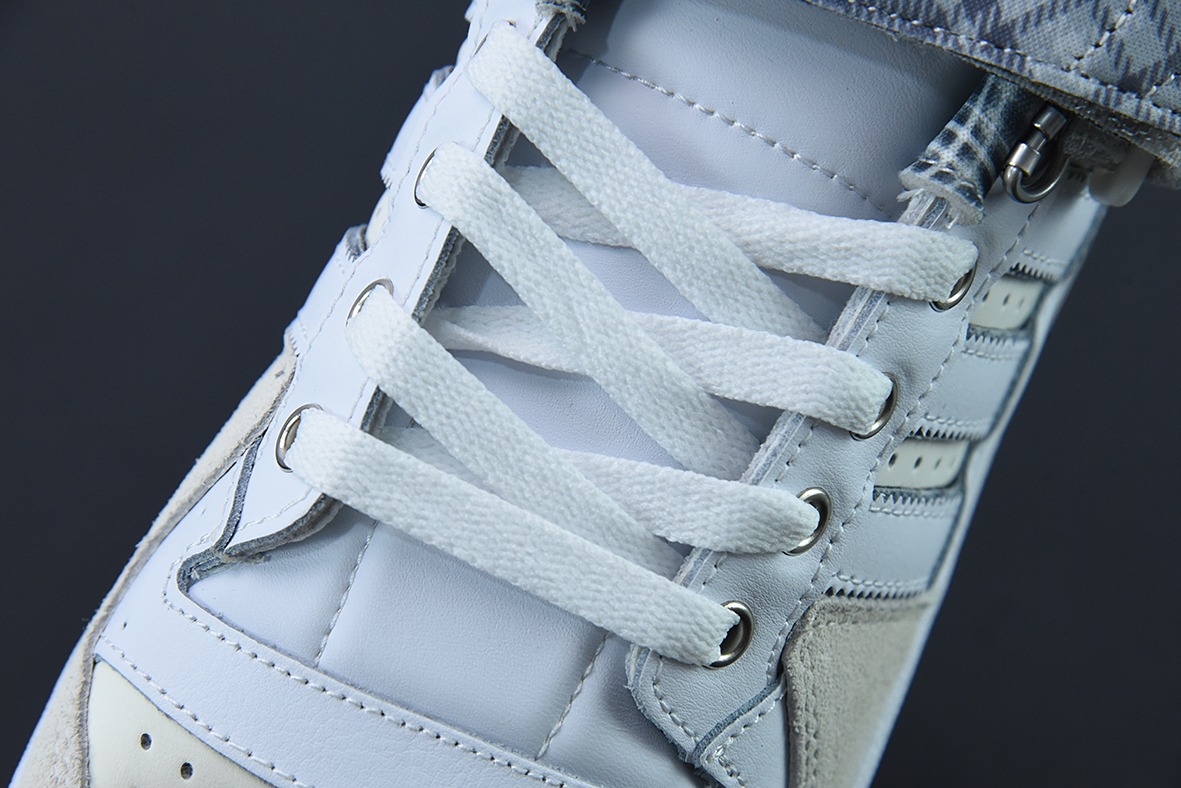Adidas Originals Forum 84 Low 灰白格子布低帮休闲板鞋 货号 FZ5627