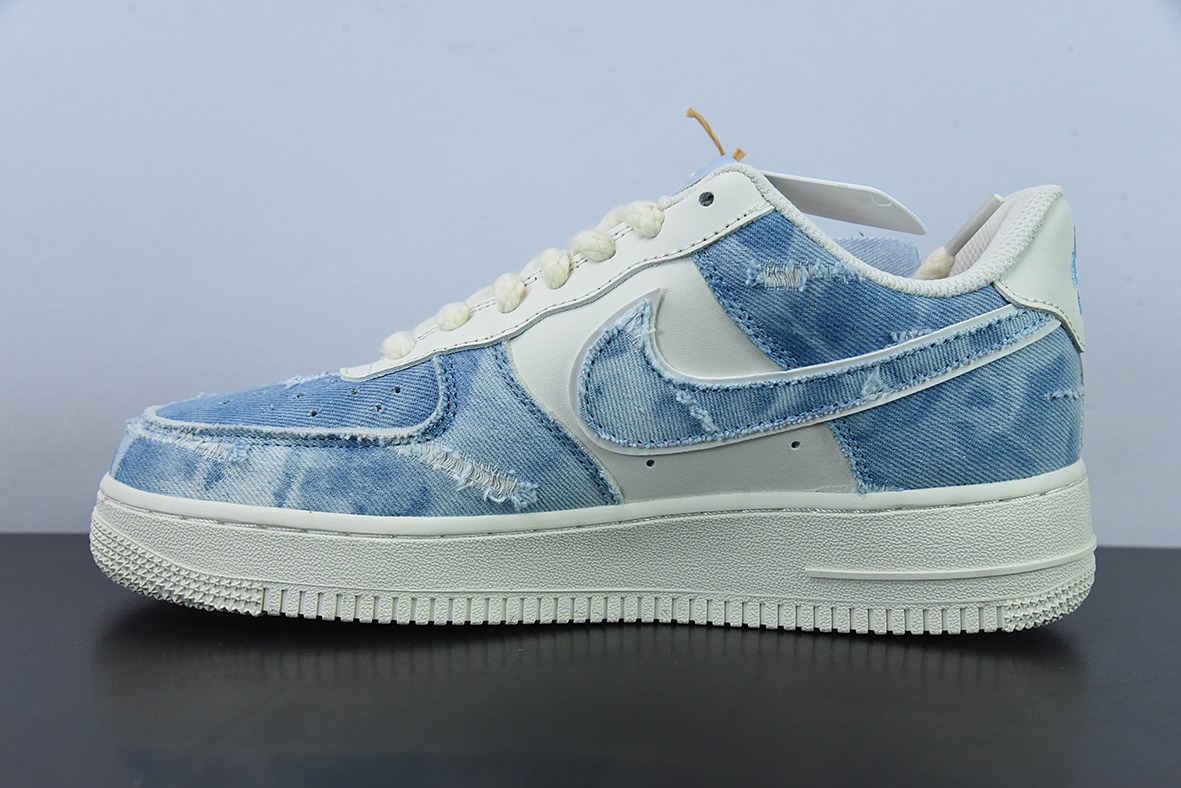 NK Air Force 1 Low 空军一号低帮百搭休闲运动板鞋 水洗牛仔破洞 货号:CW1888-611