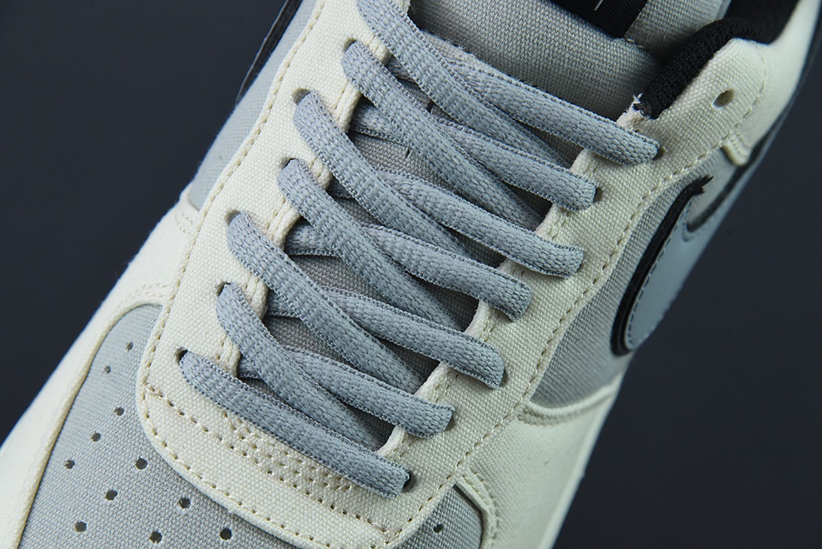 Air Force 1’07 Low QS"Milk White/Fog Blue"空军一号“ 拼接帆布奶白雾蓝”低帮休闲板鞋 货号DG2296-020