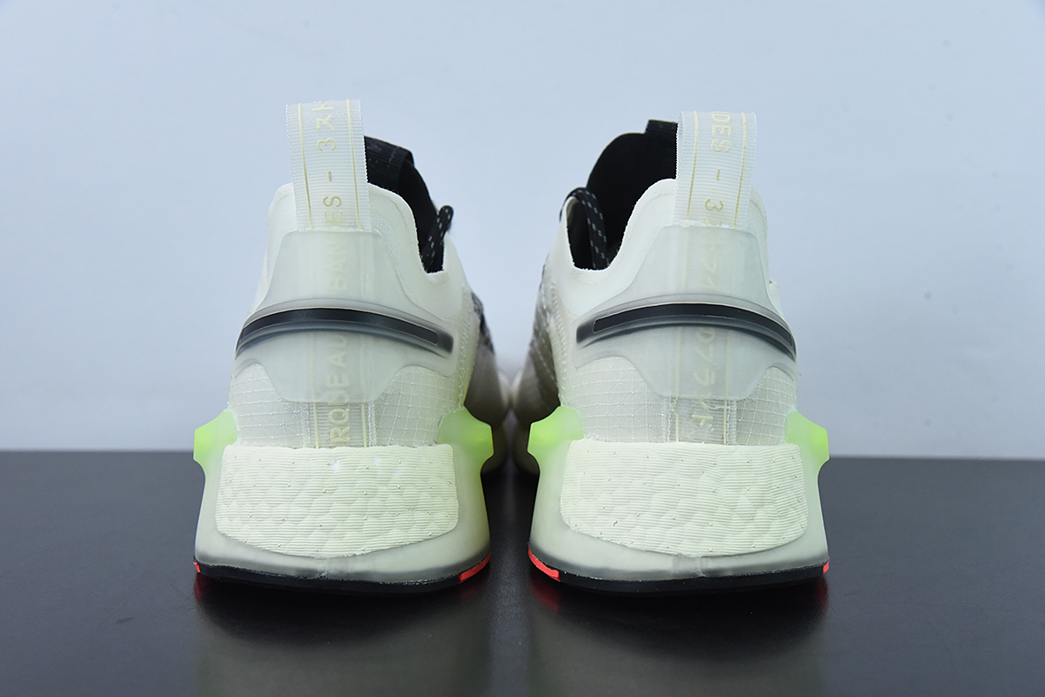 阿迪达斯Adidas NMD_V3 Boost"OG White"飞织系列低帮爆米花缓震百搭休闲运动跑步鞋“白黑绿”GW3063