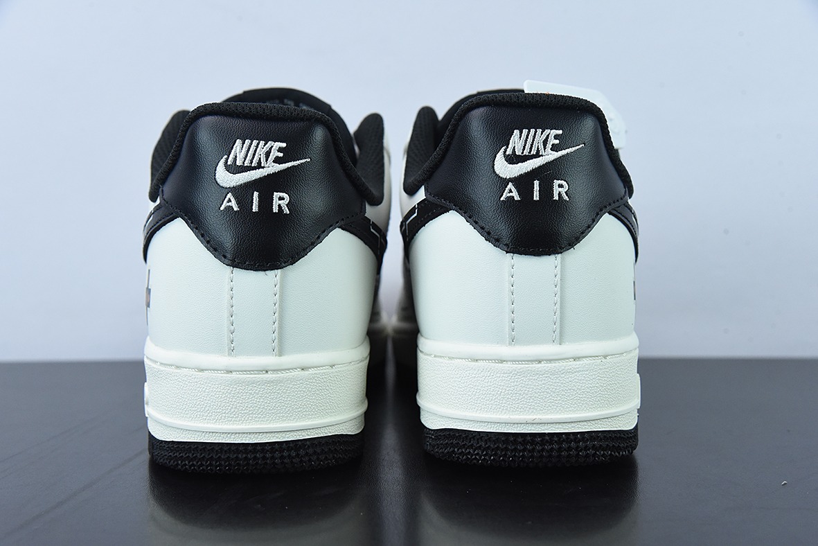 Nk Air Force 1 Low 07 黑咖 游戏限定 空军一号低帮板鞋官方货号:CW2288 222