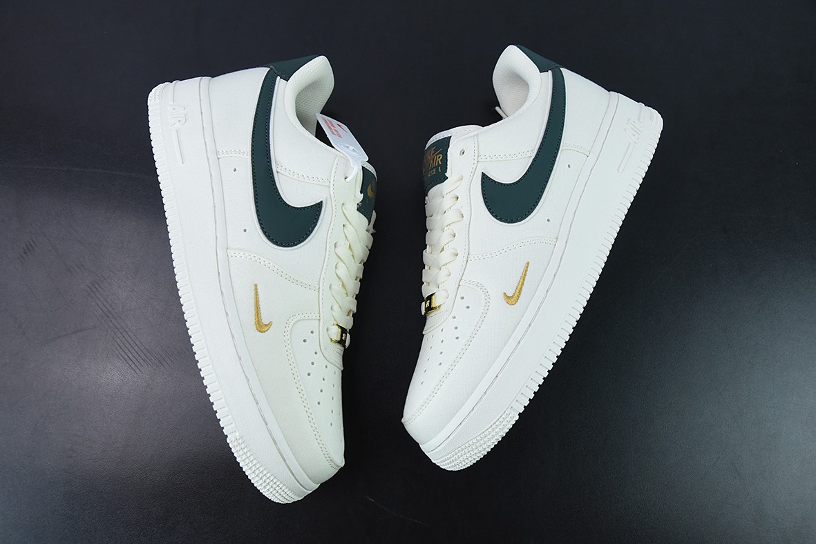 Nk Air Force 1 Low 07 帆布米白暗绿金迷你双钩子 空军一号低帮板鞋官方货号:MN5696-309