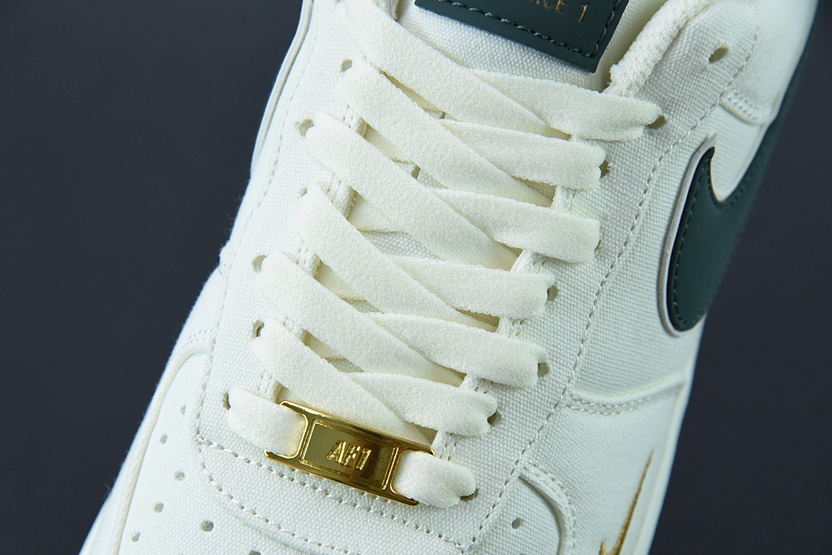 Nk Air Force 1 Low 07 帆布米白暗绿金迷你双钩子 空军一号低帮板鞋官方货号:MN5696-309