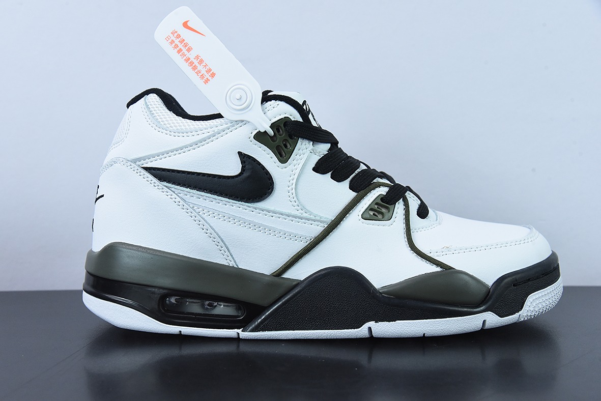 Air Flight Legacy 白黑 将经典Air Jordan 3和Air Jordan 4元素融为一体。货号:CJ5390-101