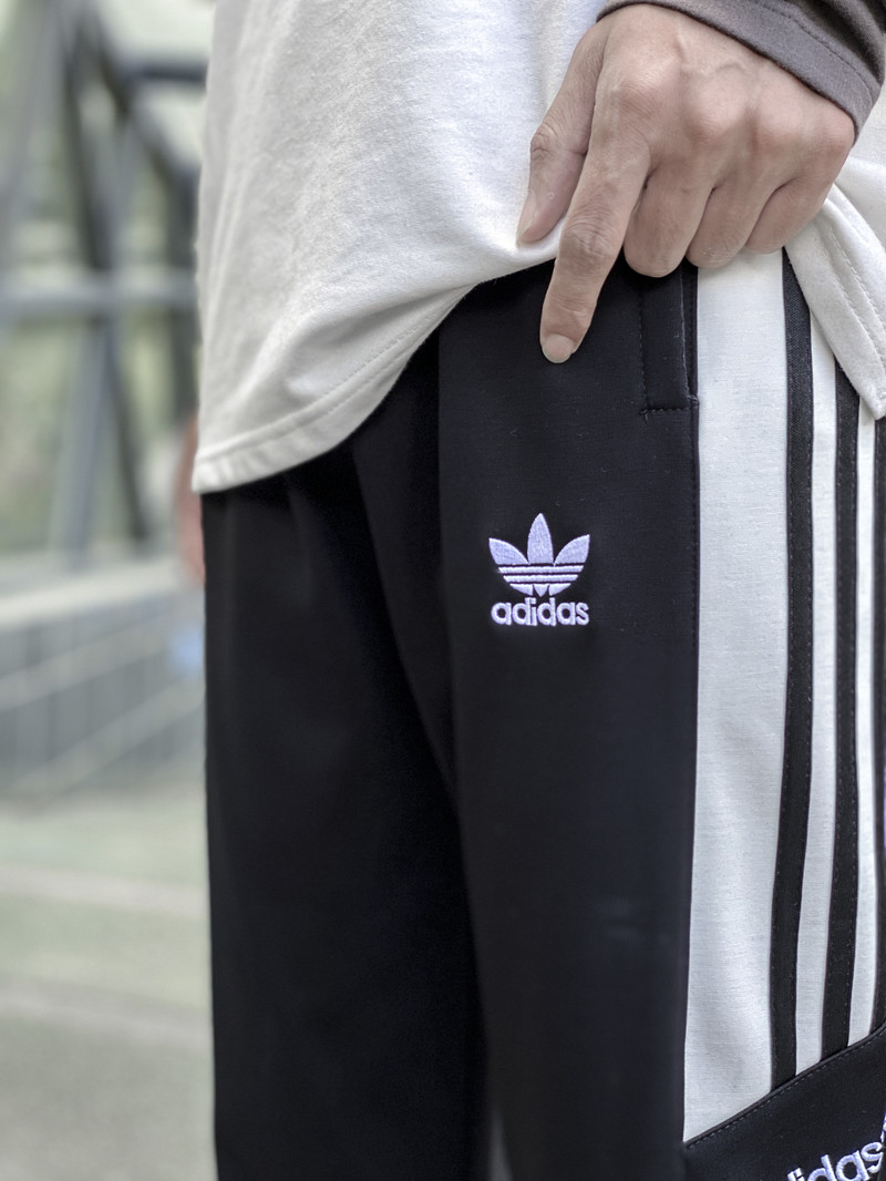 150 Adidas三叶草水貂绒加绒加厚拼色长裤