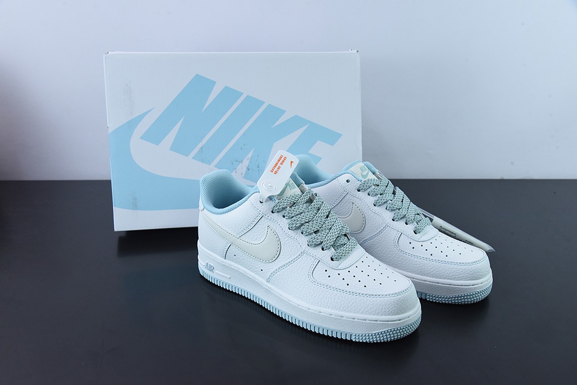 Nk Air Force 1'07 Low 白天蓝配色 空军一号马克线满天星低帮休闲板鞋 货号UO6369-568