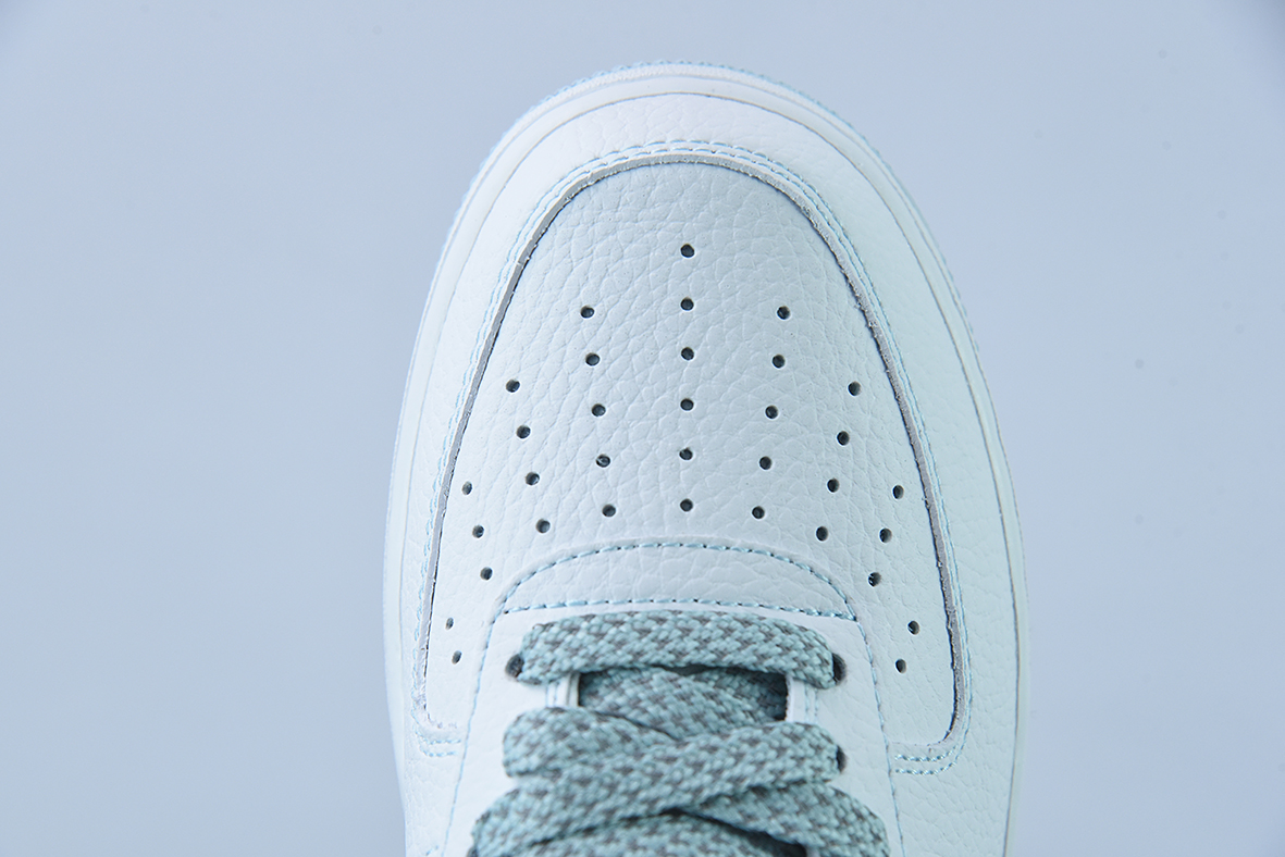 Nk Air Force 1'07 Low 白天蓝配色 空军一号马克线满天星低帮休闲板鞋 货号UO6369-568