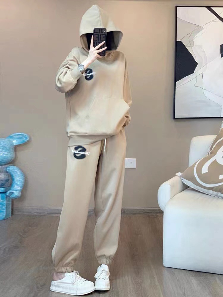 Sandro’s Stylish High-Quality Women’s Clothes: Sizes and Measurements Guide - 图片 2